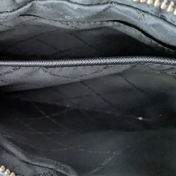 Michael Kors Jet Set Large East West Crossbody Black MK Signature . - Picture 14 of 15